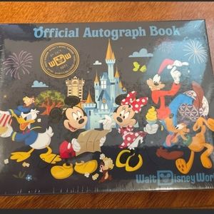 New Disney Parks Autograph Book
